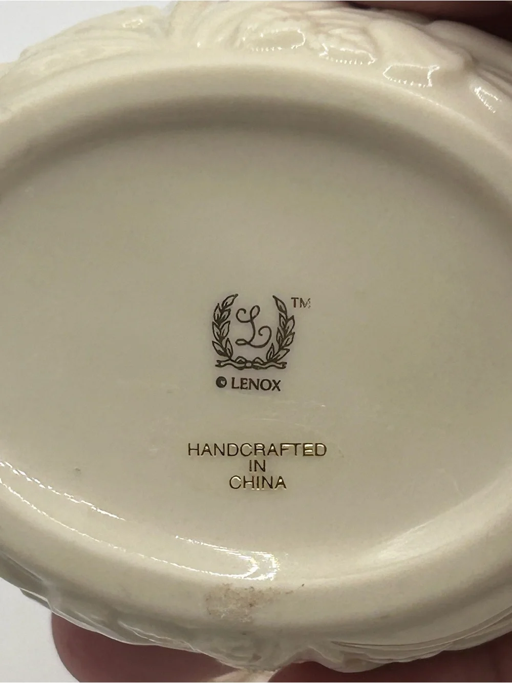 Lenox Tender Love Keepsake Box Elephants Raised Embossed Pattern Ceramic Ivory